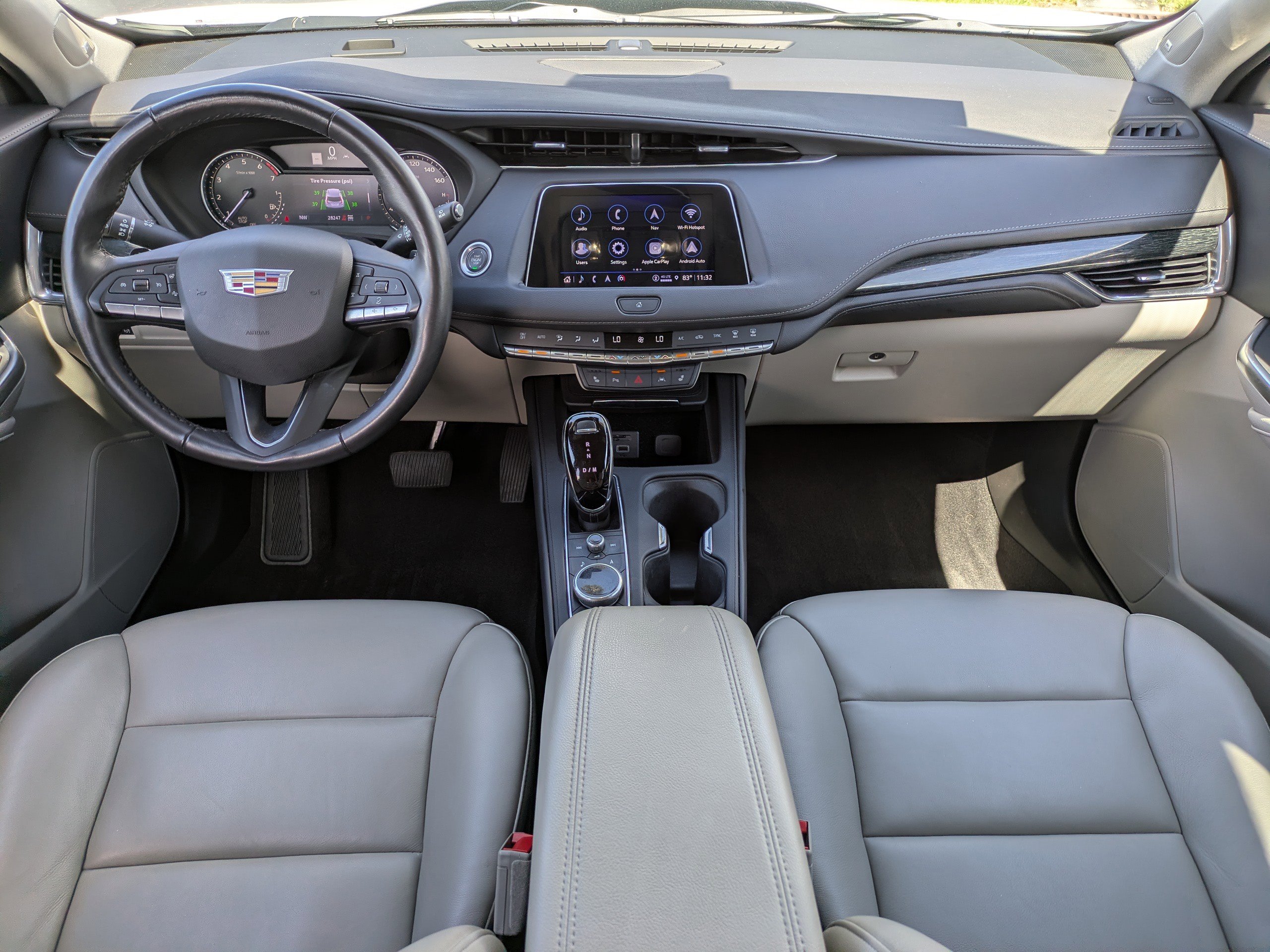 Certified 2023 Cadillac XT4 Premium Luxury w/ LPO, Onyx Lite Package image 14