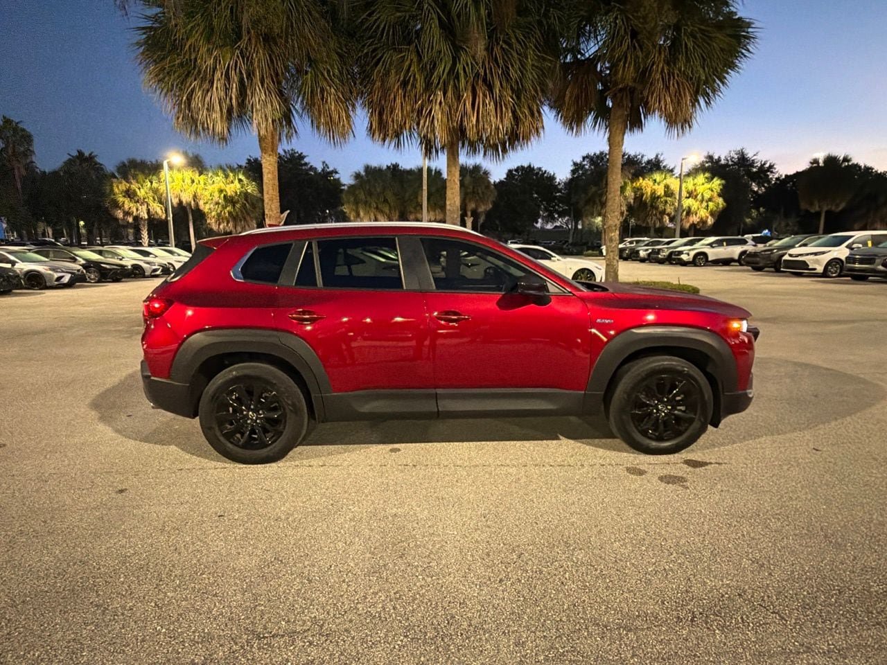 Used 2025 MAZDA CX-50 2.5 Hybrid w/ Preferred Pkg AWD/4WD image 4