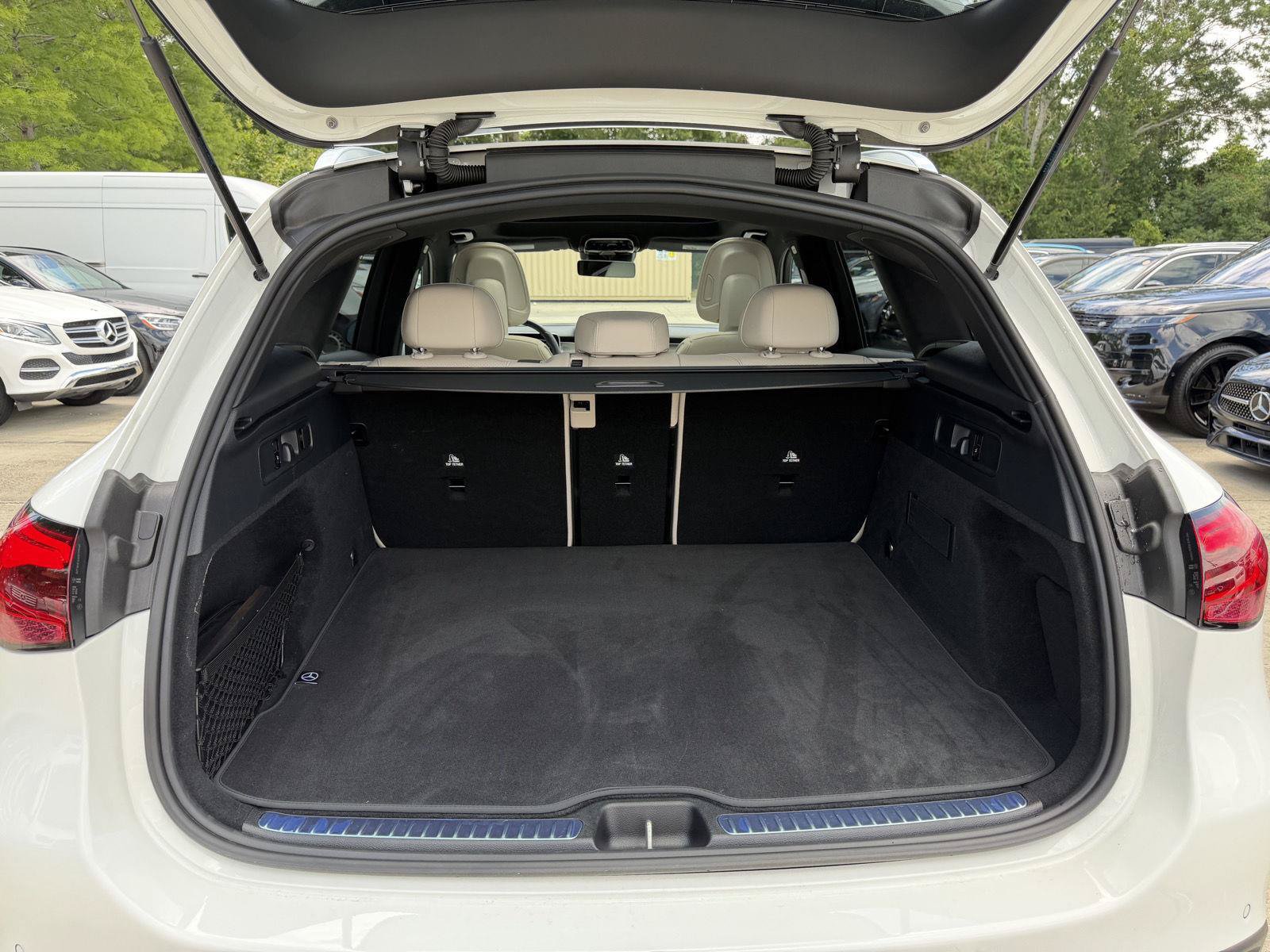 Certified 2026 Mercedes-Benz GLC 300 image 23