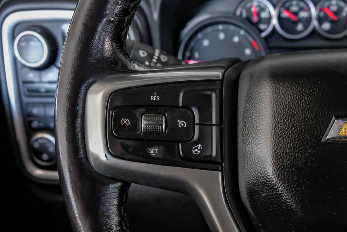 Used 2022 Chevrolet Silverado 3500 LT w/ Convenience Package image 17