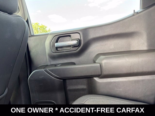 Used 2022 Chevrolet Silverado 1500 LT AWD/4WD image 39