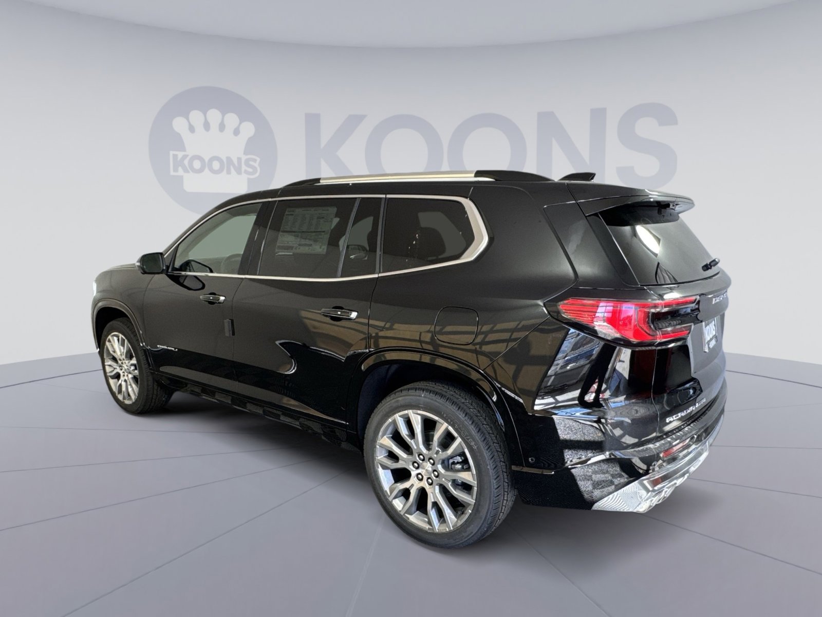 New 2026 GMC Acadia Denali w/ Super Cruise Package image 4