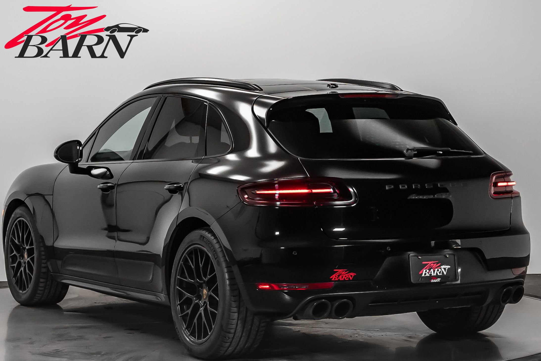 Used 2018 Porsche Macan GTS image 3