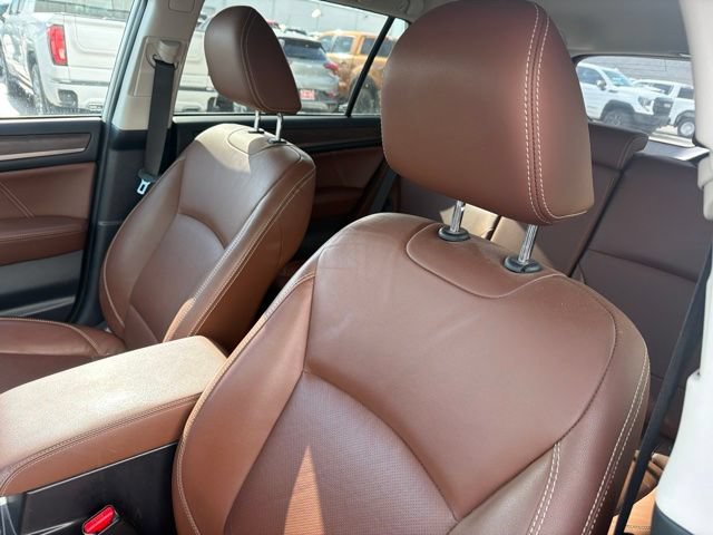 Used 2018 Subaru Outback 3.6R Touring AWD/4WD image 10