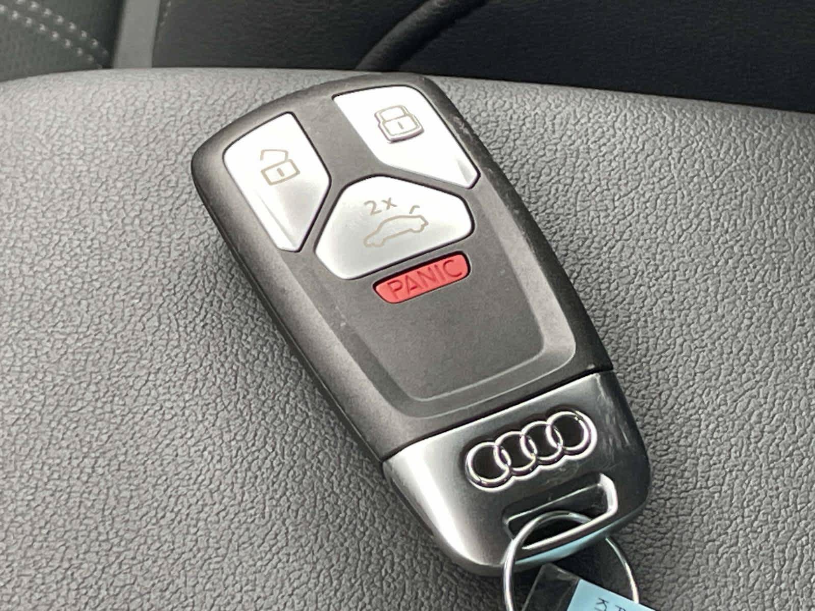 Used 2023 Audi Q5 2.0T Prestige w/ Prestige Package AWD/4WD image 4