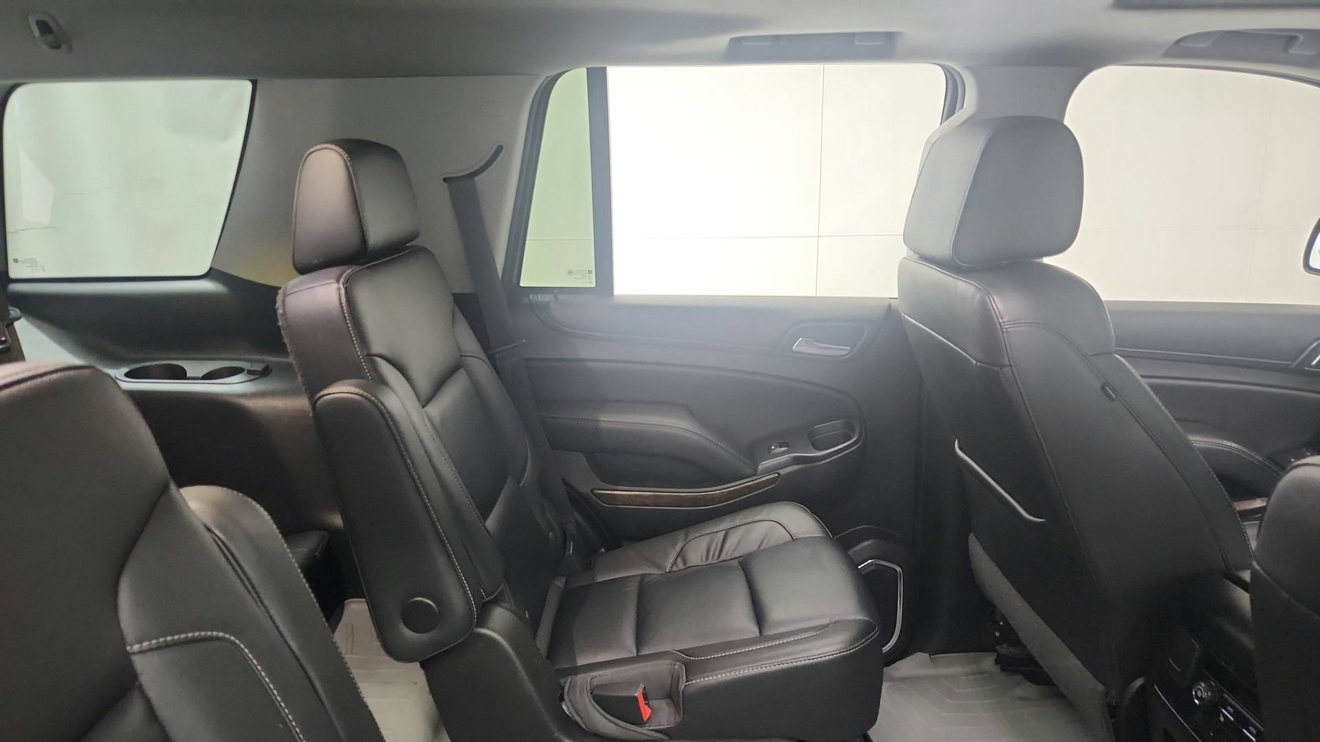 Used 2018 Chevrolet Tahoe LT w/ LT Signature Package AWD/4WD image 28