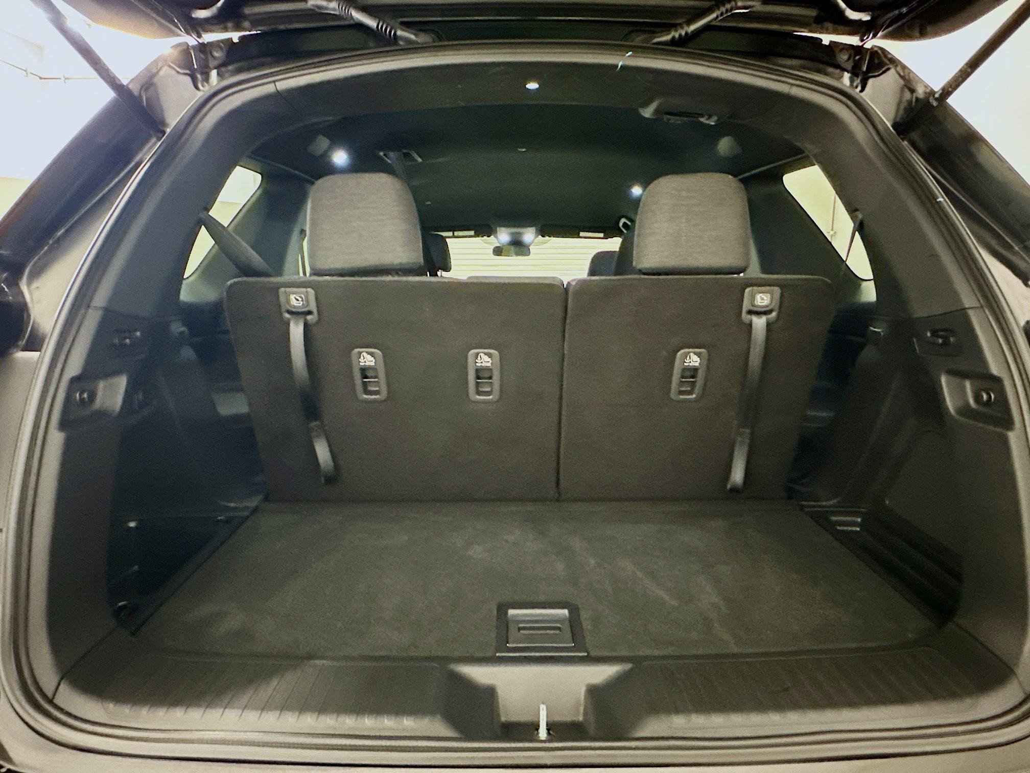 Used 2025 Honda Pilot Sport image 30