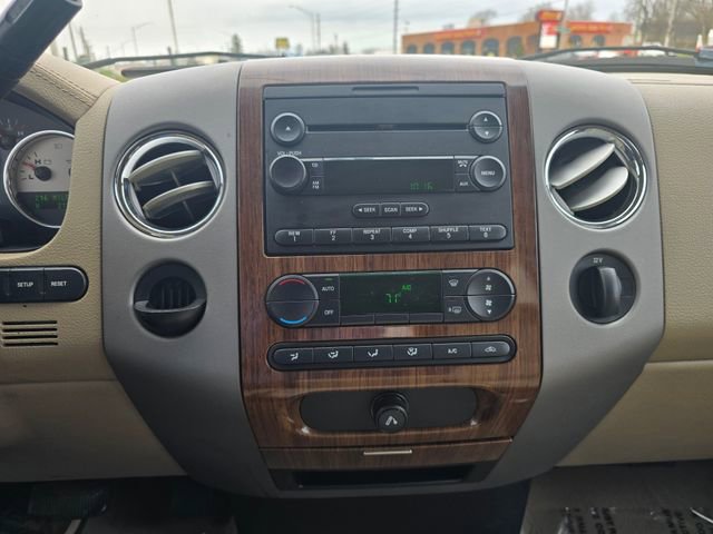 Used 2004 Ford F150 Lariat image 17