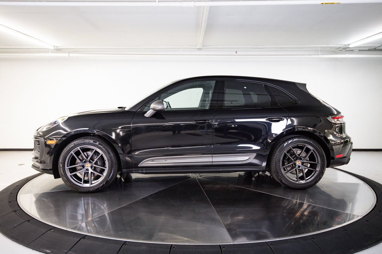 Certified 2023 Porsche Macan Turbo AWD/4WD image 2