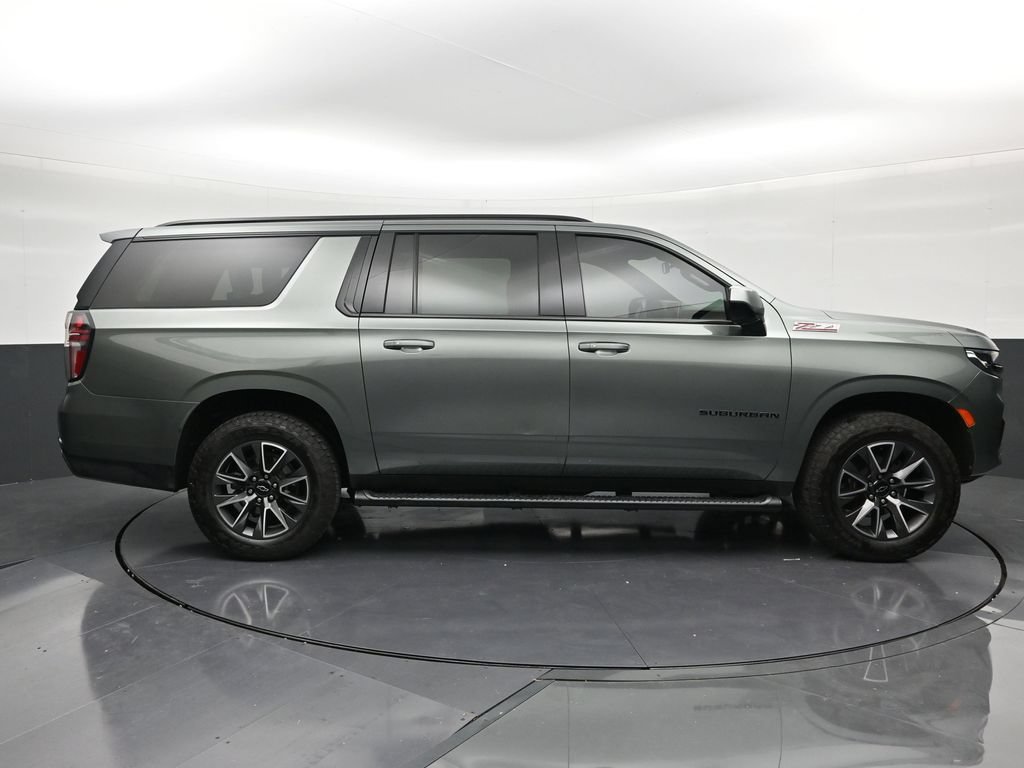 Used 2023 Chevrolet Suburban Z71 AWD/4WD image 7