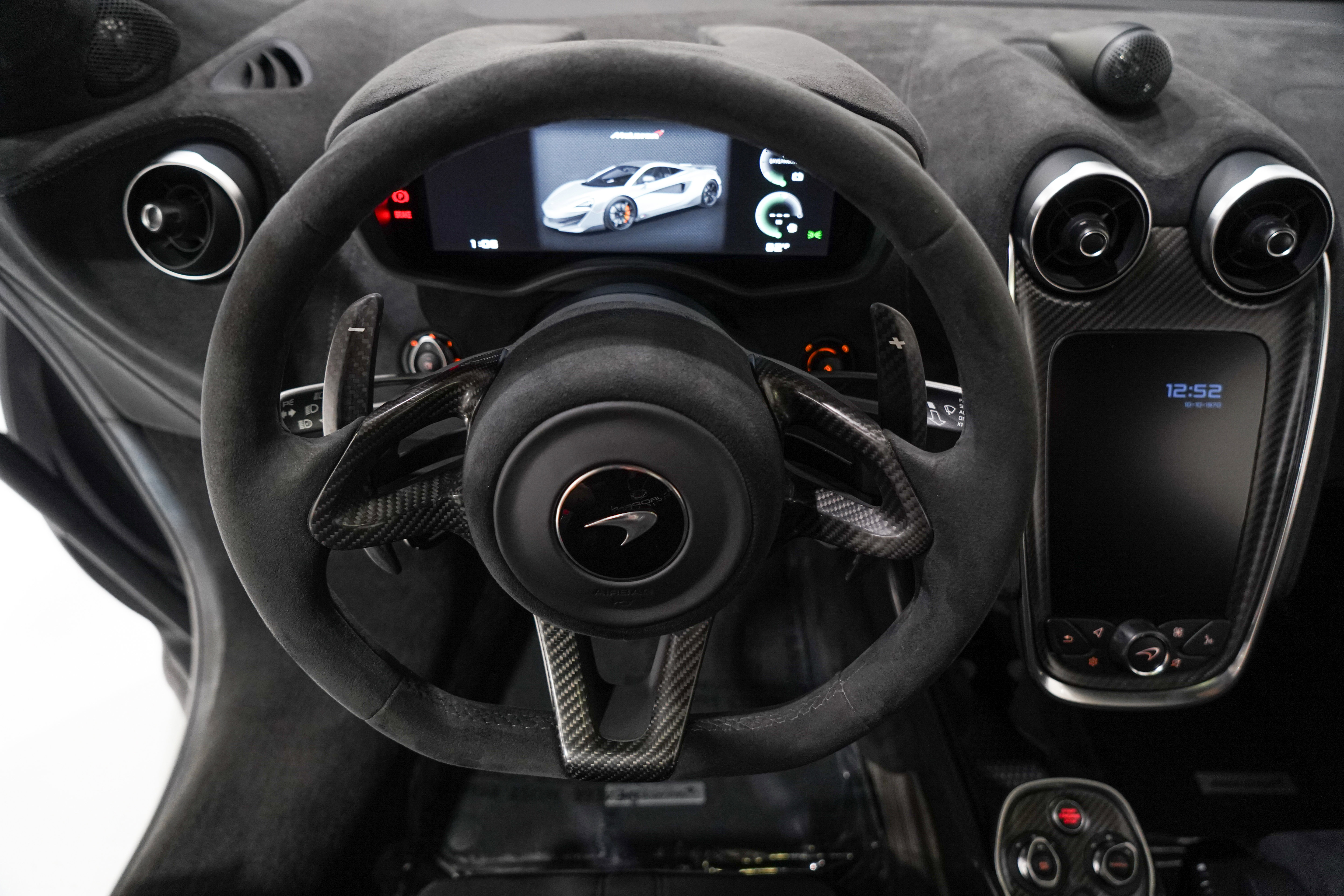 Used 2019 McLaren 600LT RWD image 10