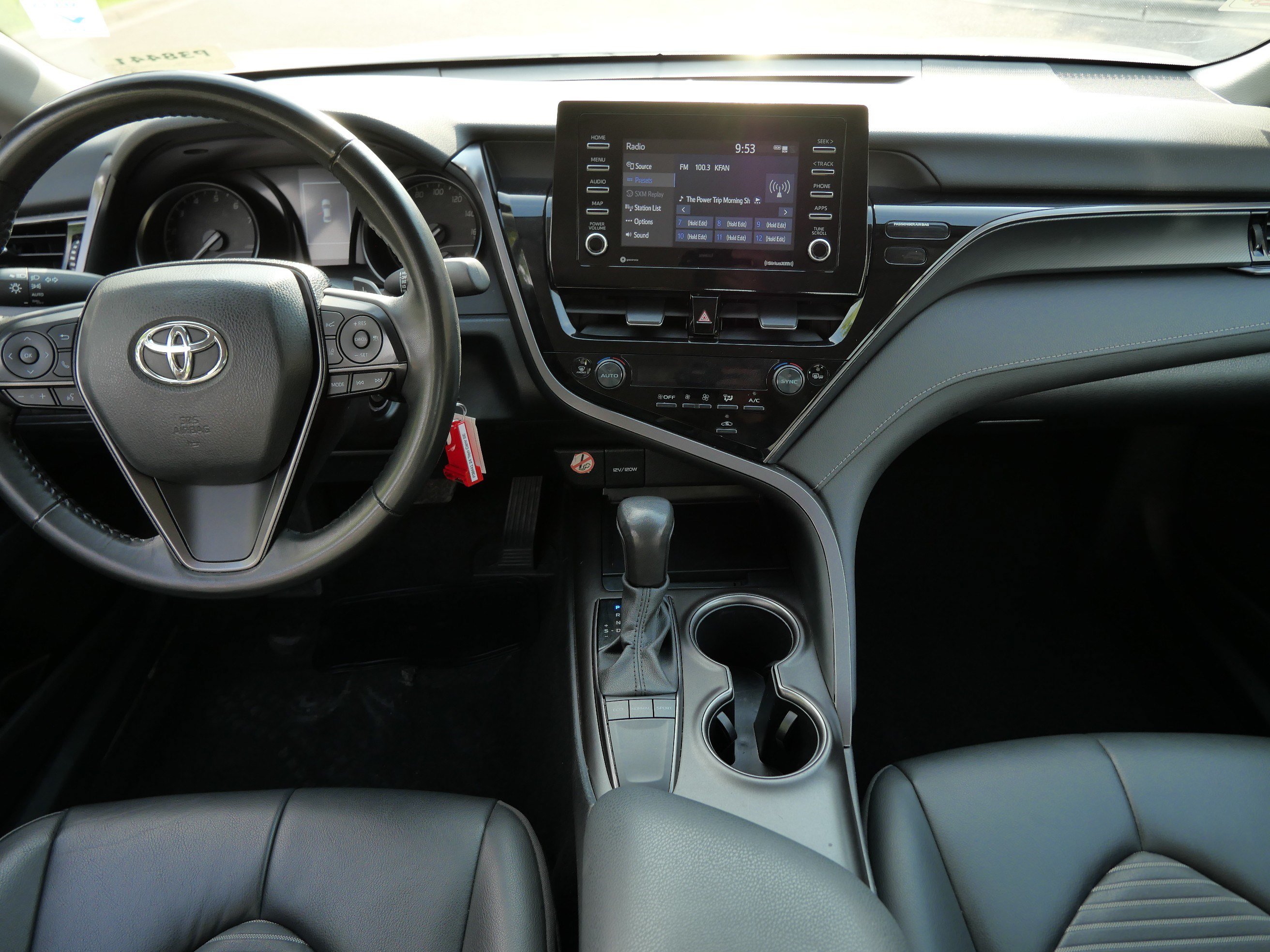 Certified 2024 Toyota Camry SE FWD image 11