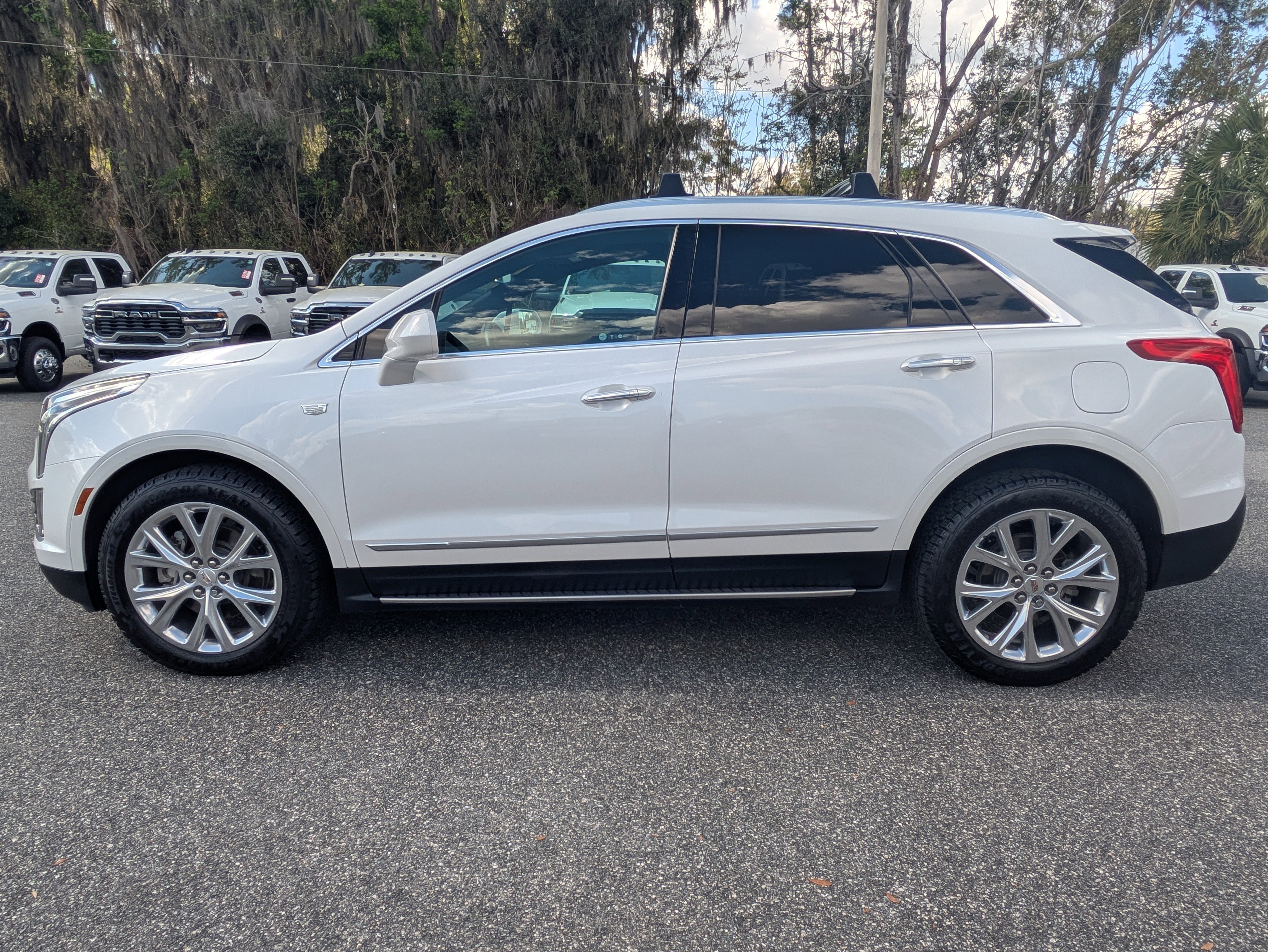 Used 2017 Cadillac XT5 Luxury w/ Driver Awareness Package image 67