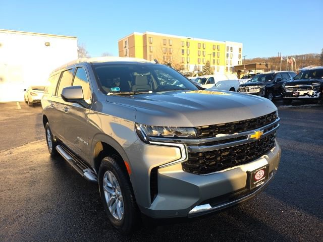 Used 2024 Chevrolet Suburban LS w/ Driver Alert Package image 1