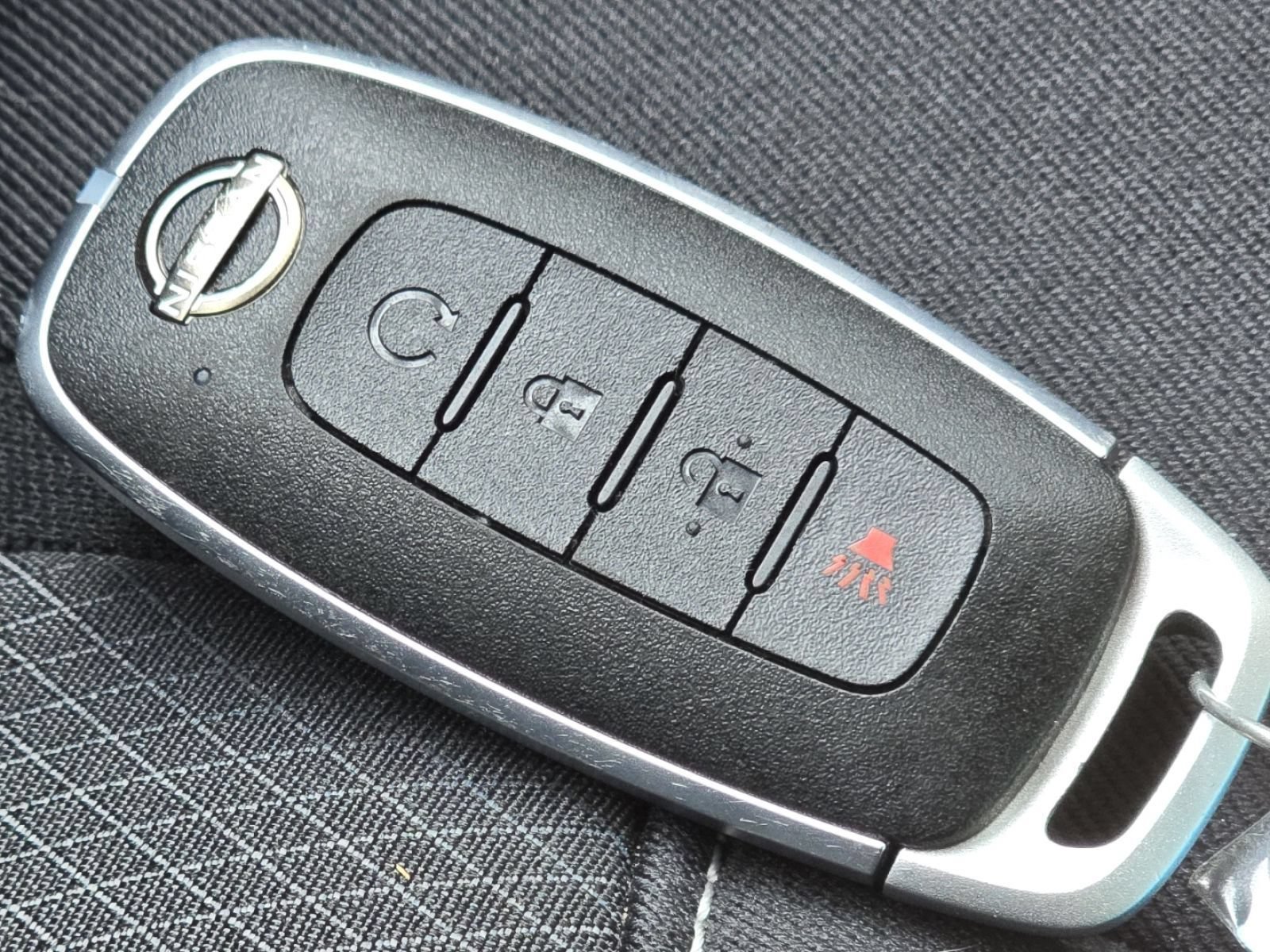 Certified 2024 Nissan Pathfinder SV AWD/4WD image 34