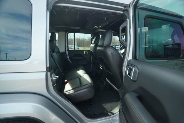 Used 2021 Jeep Wrangler Unlimited Sahara image 22