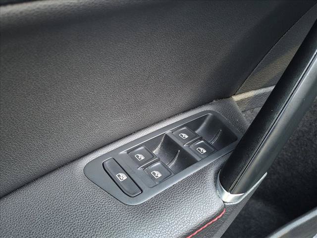 Used 2019 Volkswagen GTI Autobahn FWD image 10