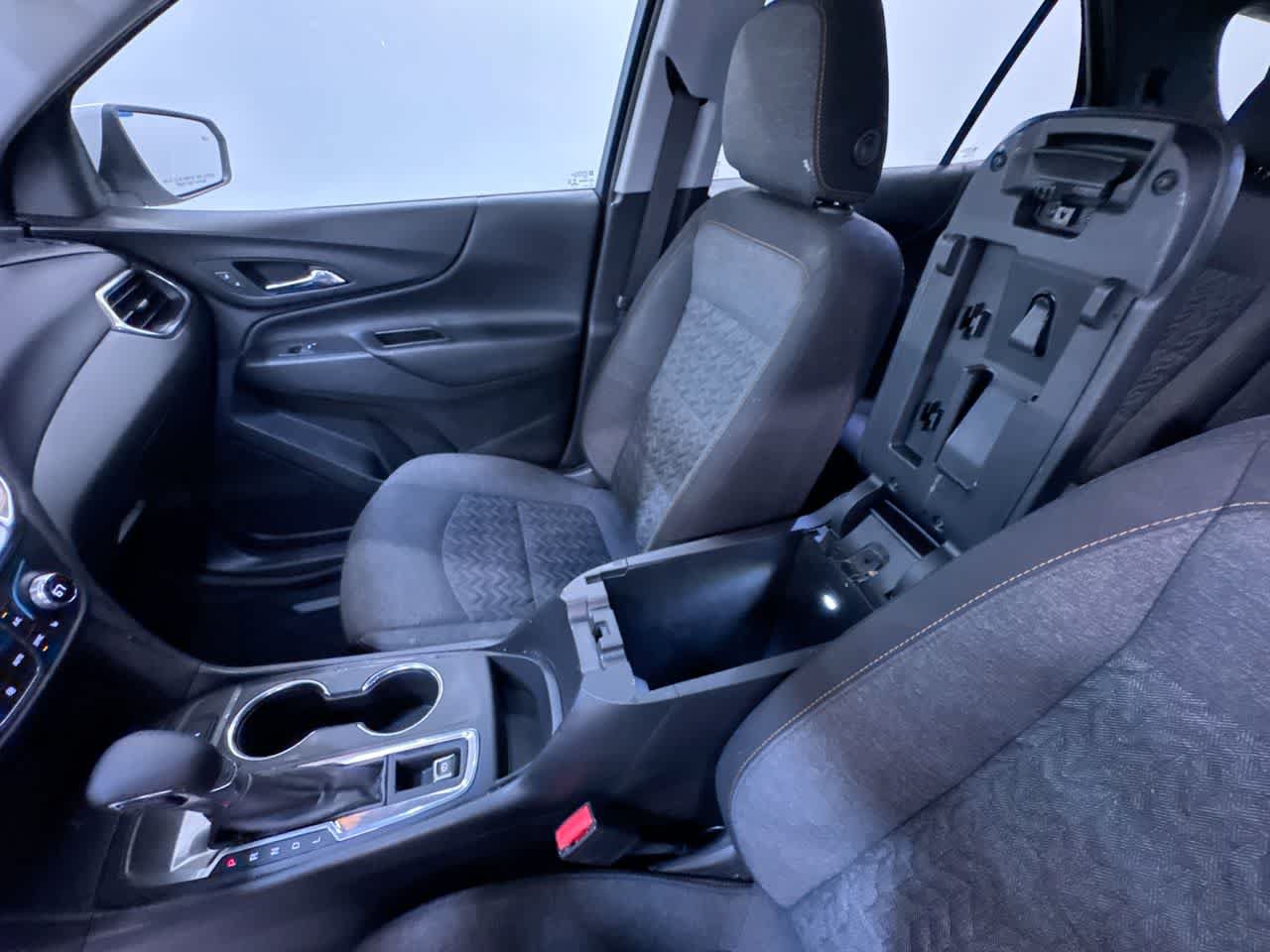 Used 2023 Chevrolet Equinox LT FWD image 29