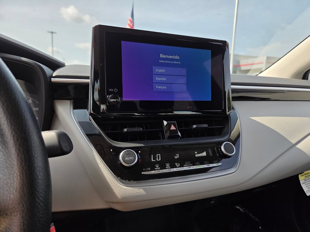 Certified 2025 Toyota Corolla LE FWD image 21