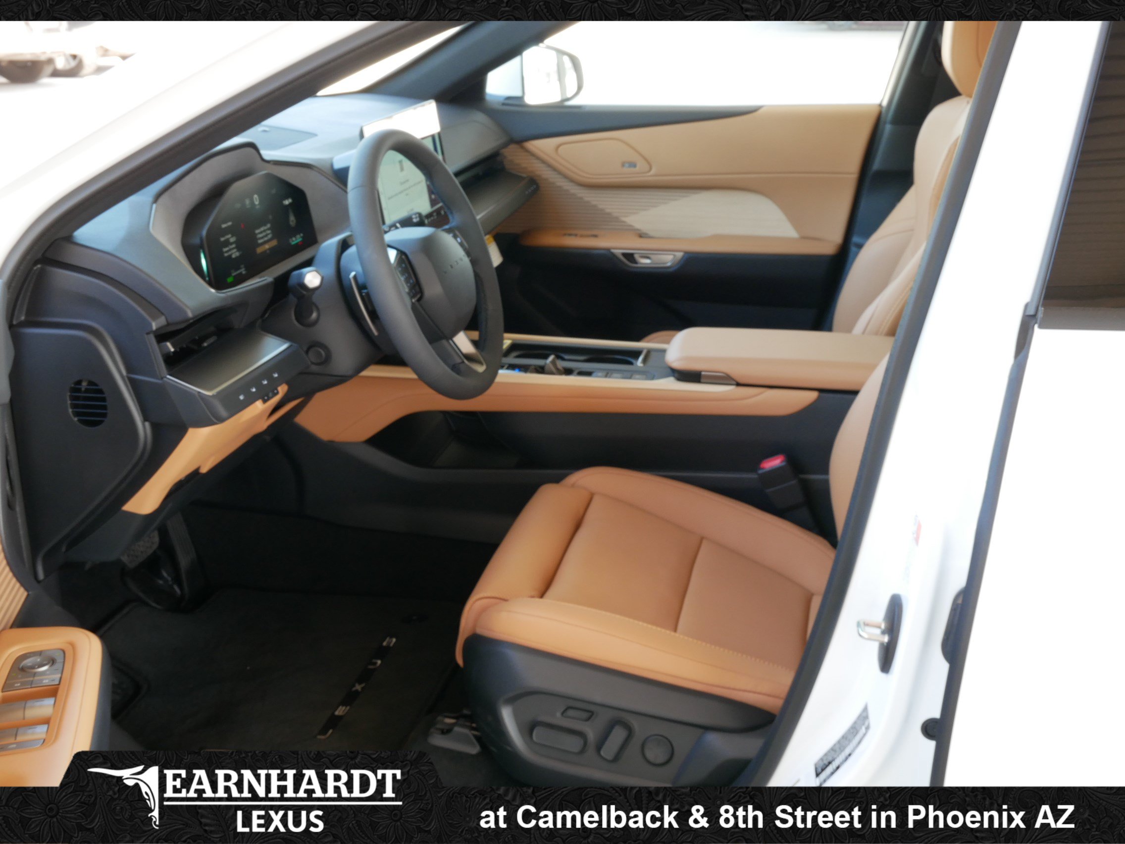 New 2026 Lexus ES 350e w/ Executive Package FWD image 4