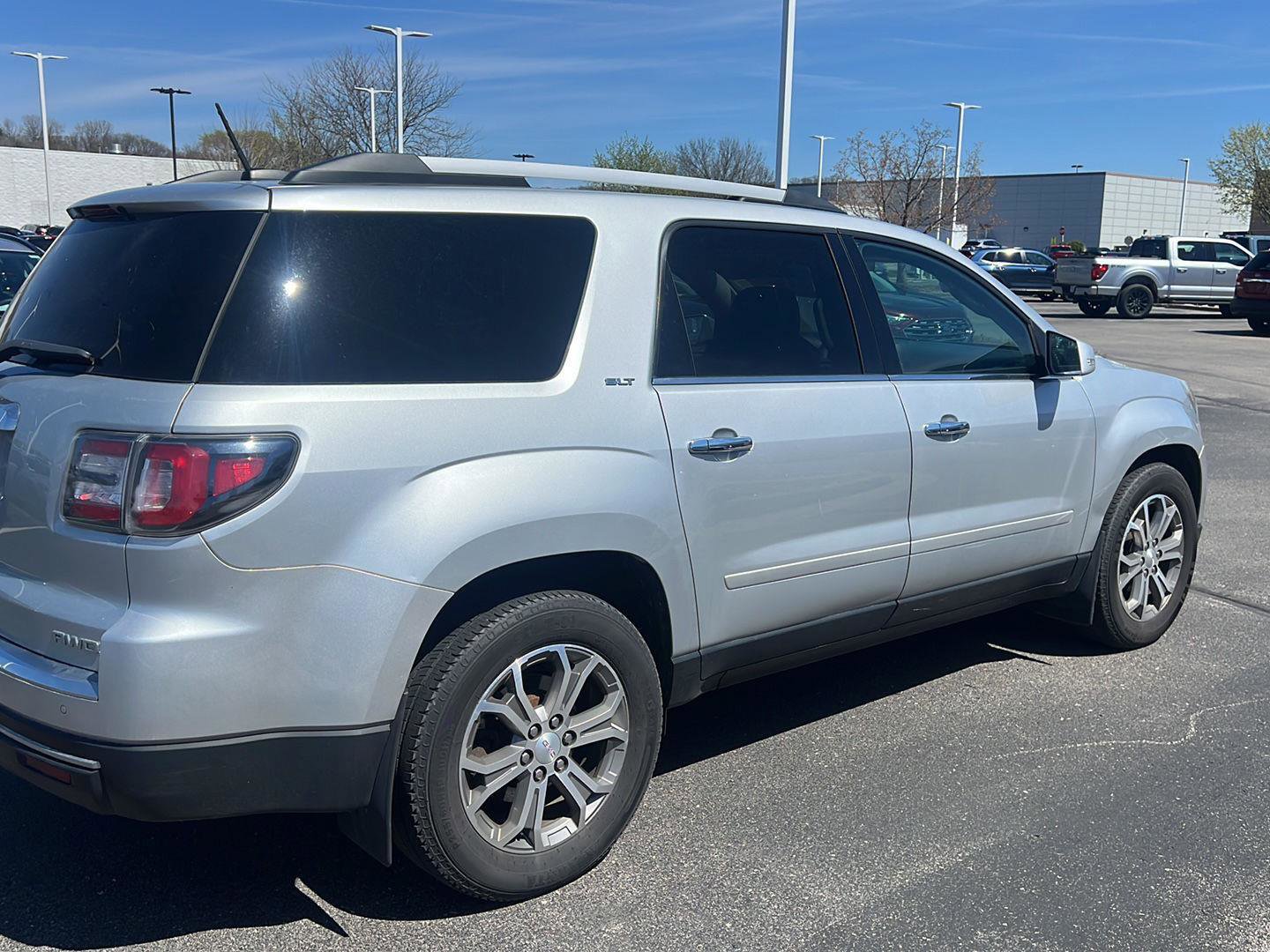 Used 2016 GMC Acadia SLT AWD/4WD image 5