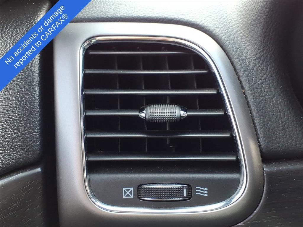 Used 2018 Jeep Grand Cherokee Laredo image 30