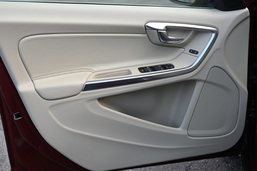 Used 2013 Volvo S60 T5 image 17