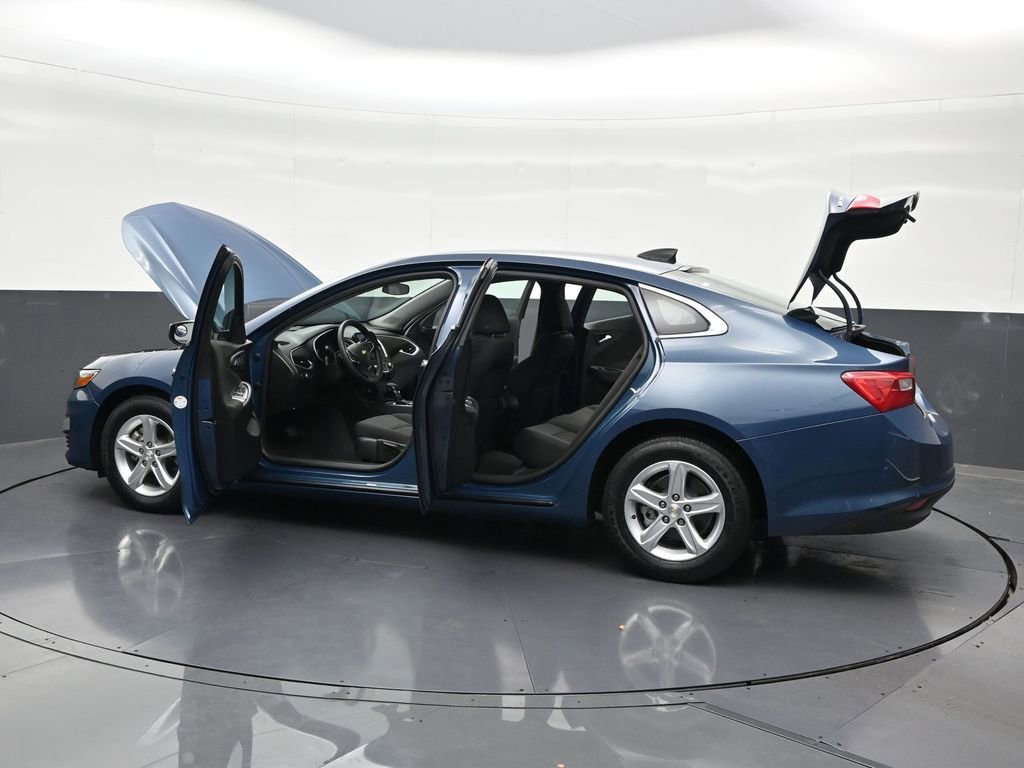 Used 2024 Chevrolet Malibu LS FWD image 34