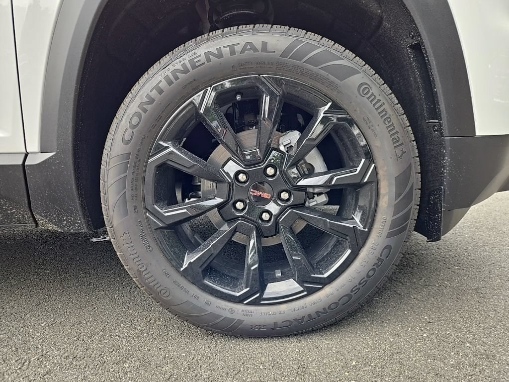 New 2027 GMC Terrain Elevation w/ Elevation Premium Package AWD/4WD image 9