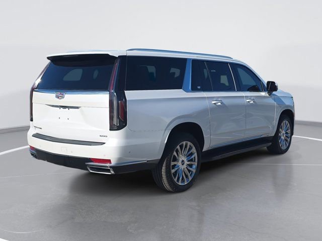 Used 2022 Cadillac Escalade ESV Premium Luxury image 3