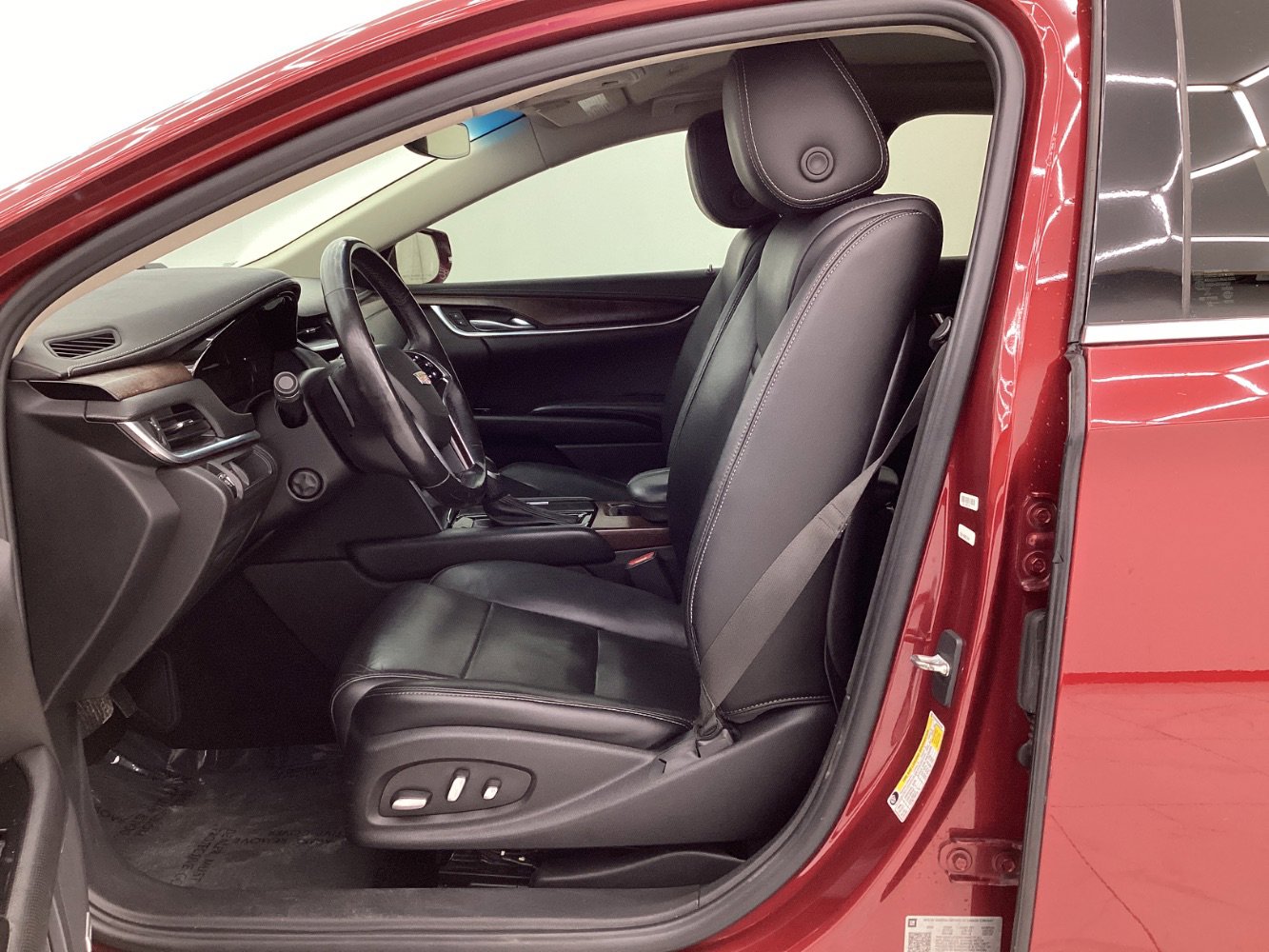 Used 2019 Cadillac XTS Luxury image 14