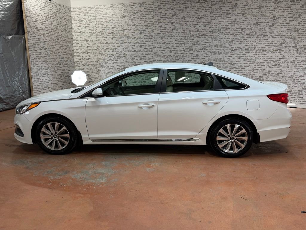 Used 2016 Hyundai Sonata Sport w/ Cargo Package image 4