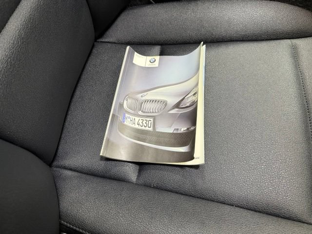 Used 2011 BMW Z4 sDrive30i RWD image 23