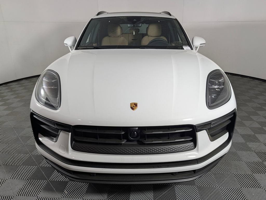 New 2026 Porsche Macan image 10