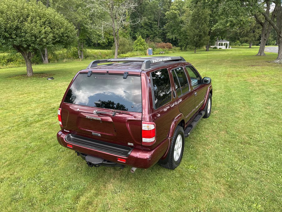 Used 2002 Nissan Pathfinder SE AWD/4WD image 13