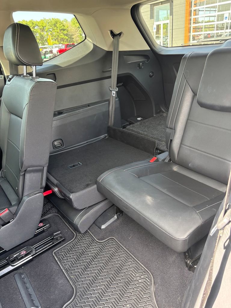 Used 2023 Volkswagen Atlas SE w/ Panoramic Sunroof Package image 17