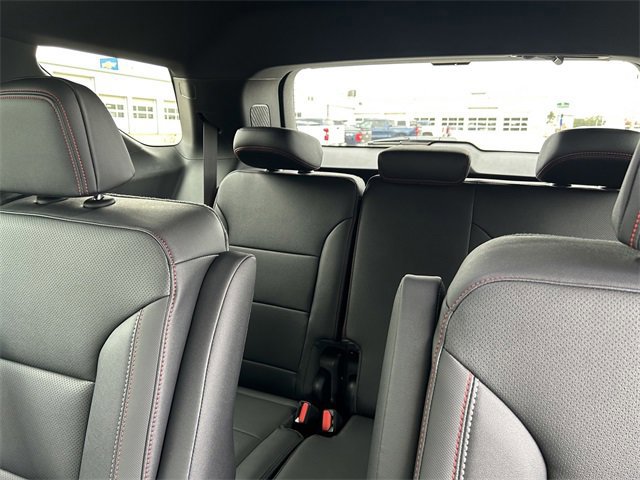 New 2026 Chevrolet Traverse Z71 w/ Driver Confidence Package image 17