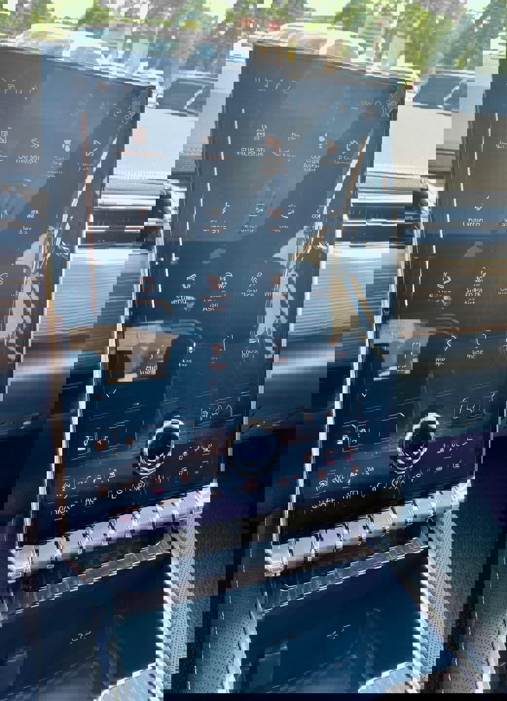 New 2025 GMC Sierra EV Denali image 12