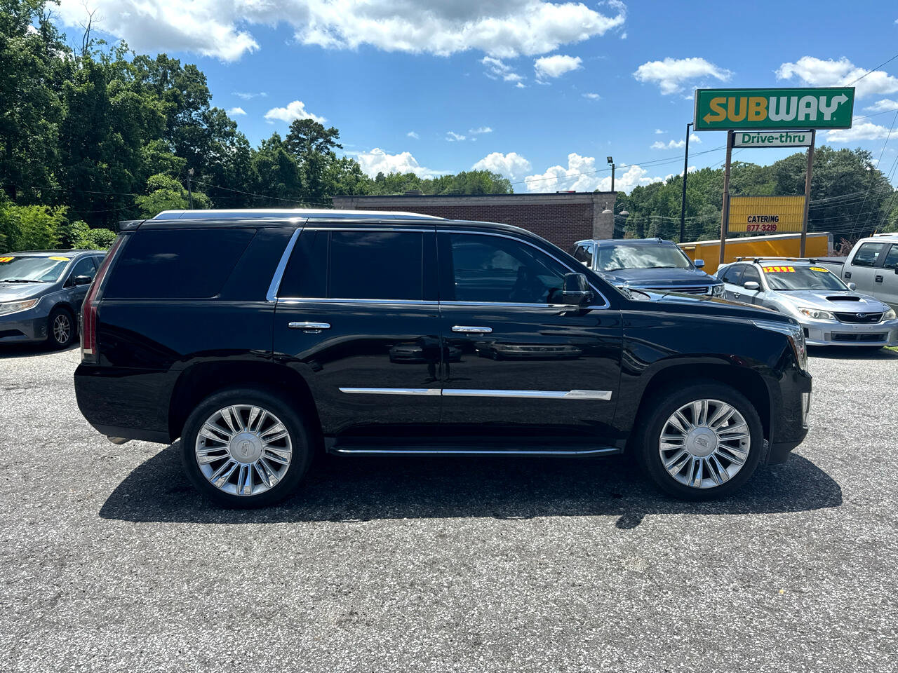 Used 2019 Cadillac Escalade 2WD image 5