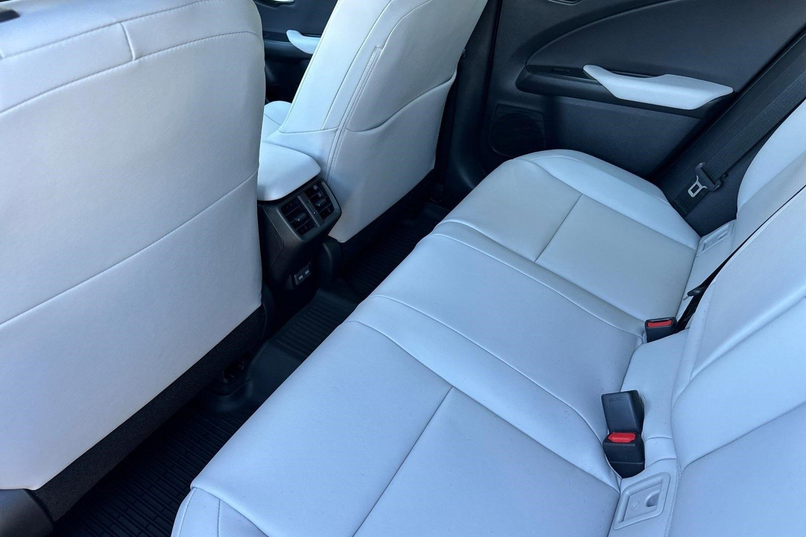 New 2026 Lexus UX 300h FWD image 22