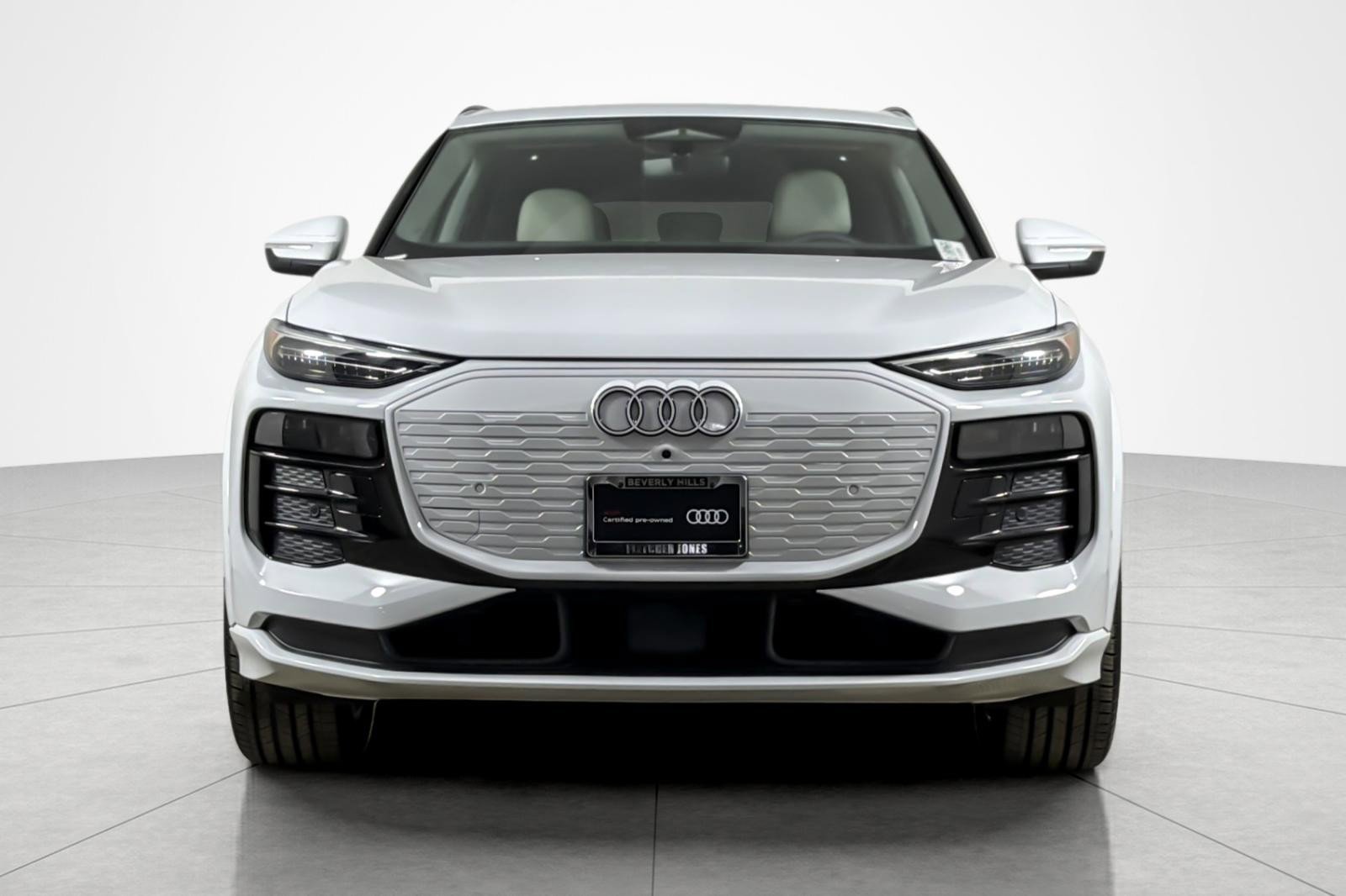 Certified 2025 Audi Q6 e-tron Premium Plus w/ Premium Plus image 8