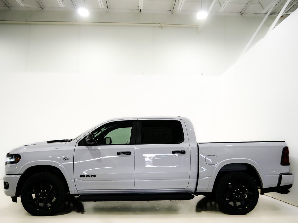 New 2026 RAM 1500 Laramie AWD/4WD image 5
