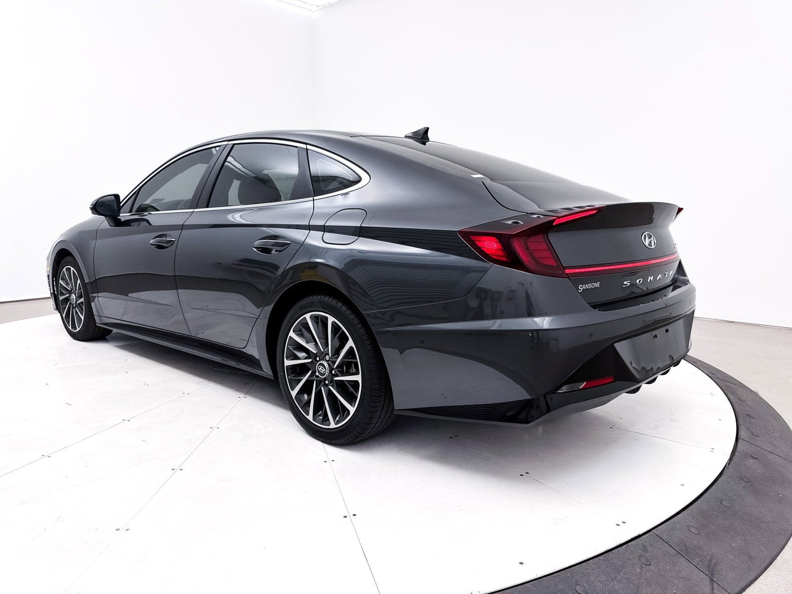 Used 2023 Hyundai Sonata Limited image 16