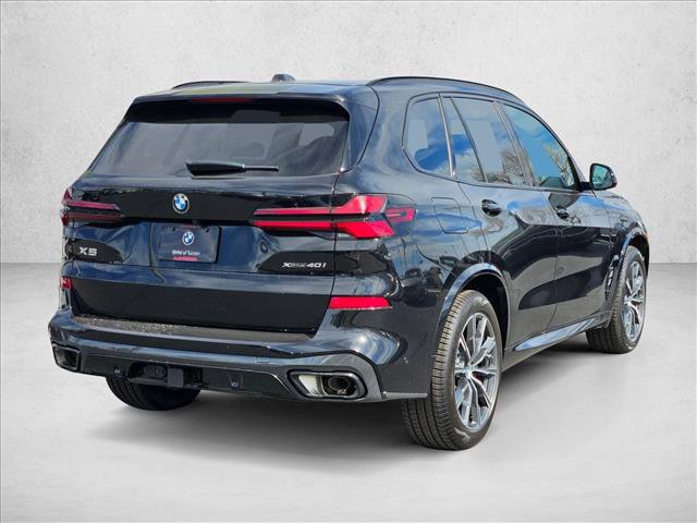 New 2026 BMW X5 xDrive40i w/ M Sport Package AWD/4WD image 2