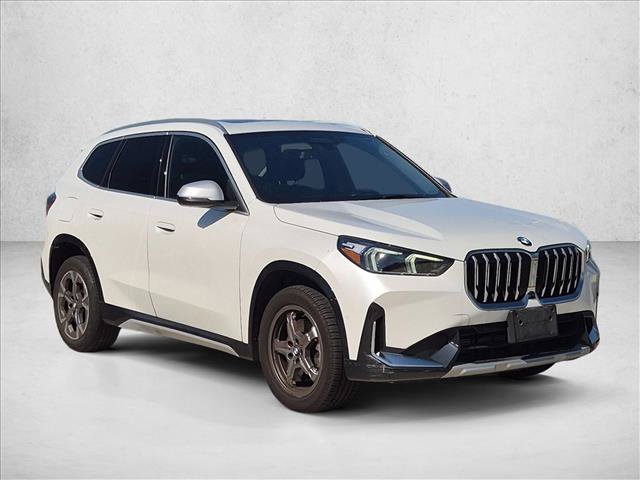 Used 2023 BMW X1 xDrive28i w/ Premium Package AWD/4WD image 3