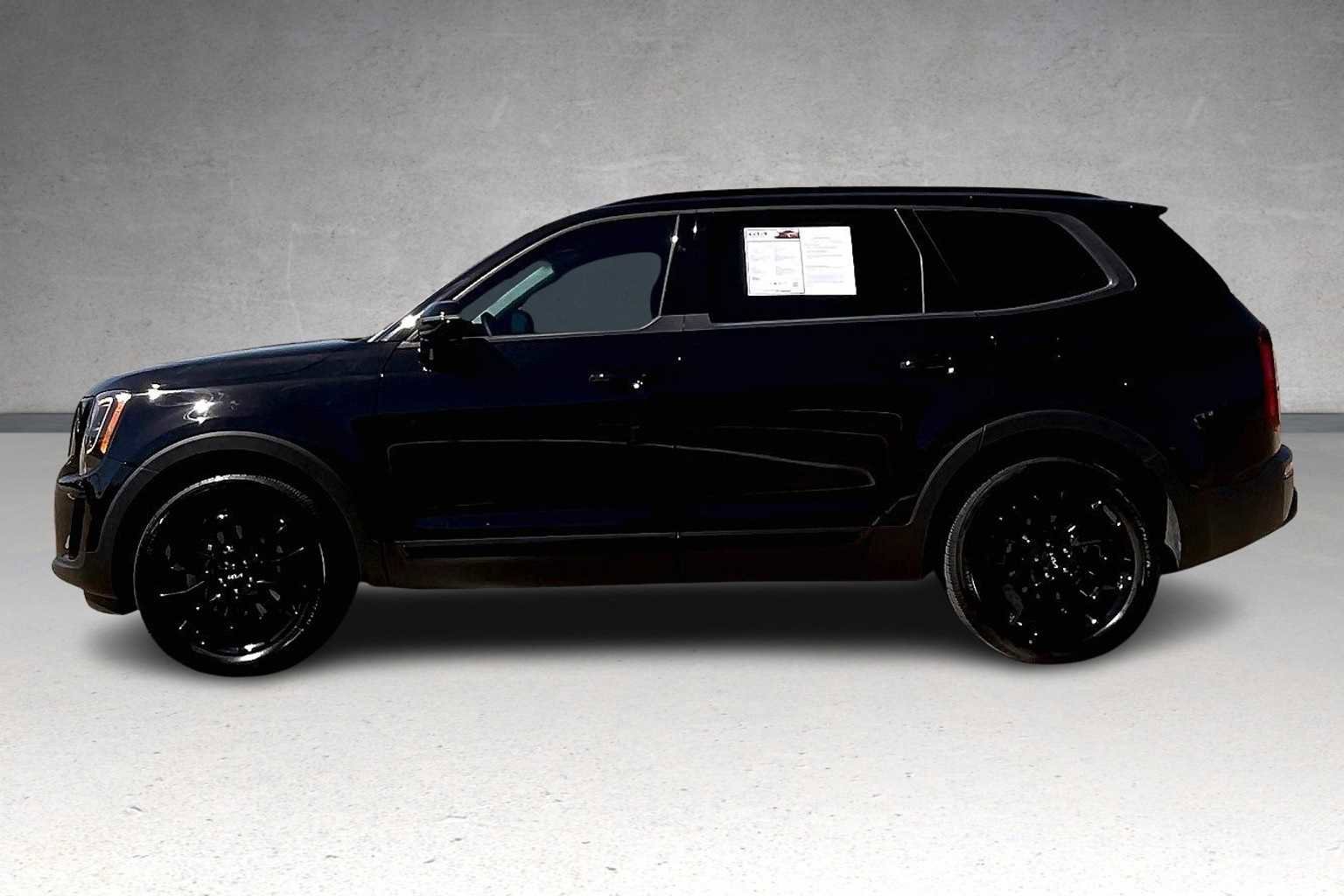 Certified 2022 Kia Telluride SX w/ SX Prestige Package image 3