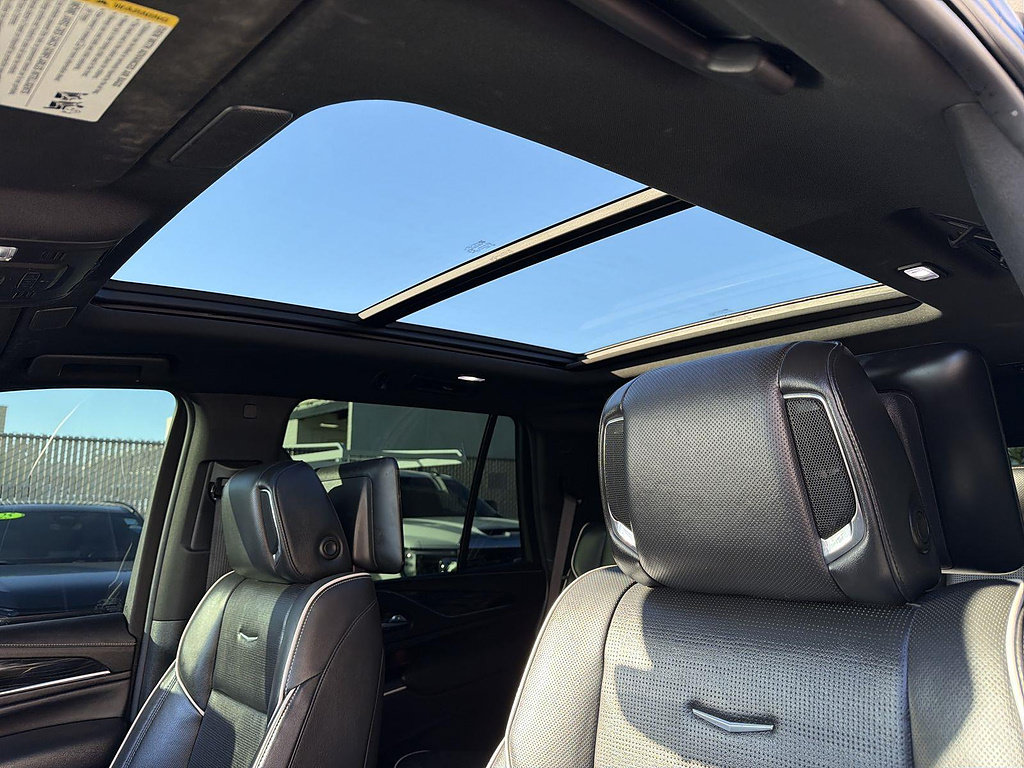 Used 2021 Cadillac Escalade Sport AWD/4WD image 18