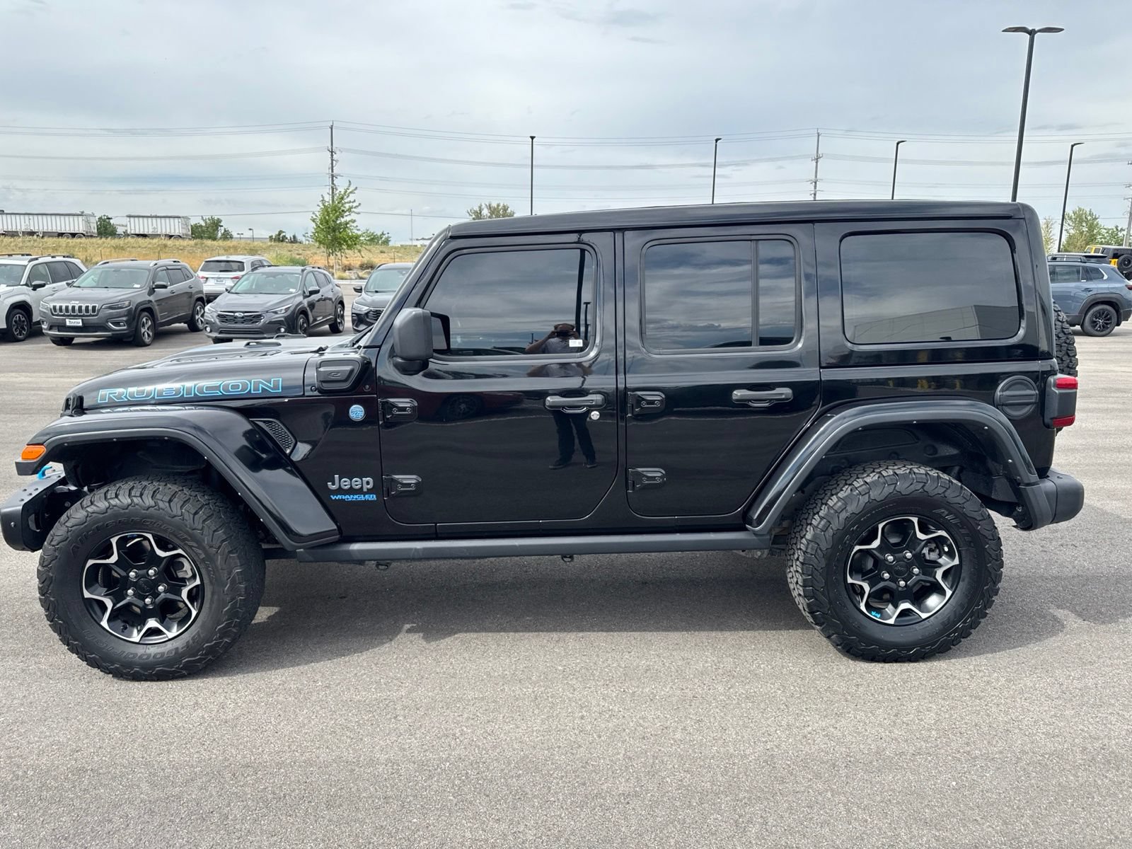 Used 2021 Jeep Wrangler Unlimited Rubicon 4xe w/ Steel Bumper Group AWD/4WD image 4