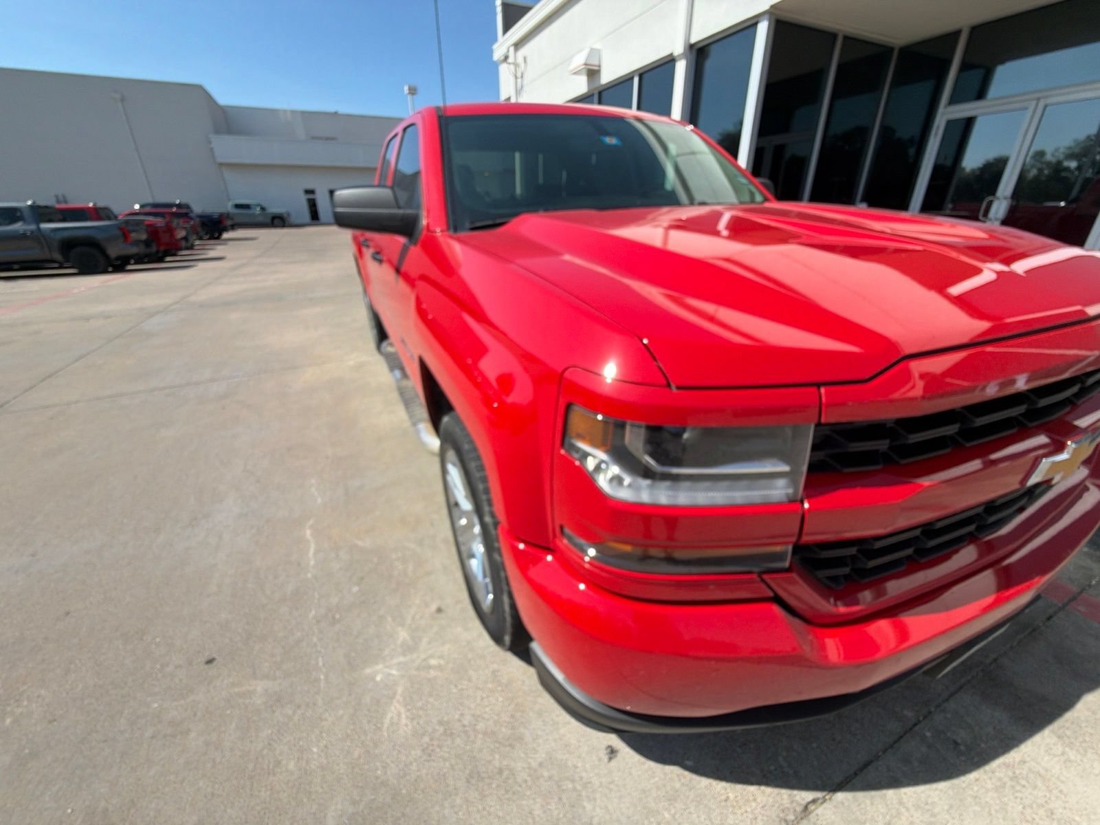 Used 2016 Chevrolet Silverado 1500 Custom w/ Trailering Package RWD image 3