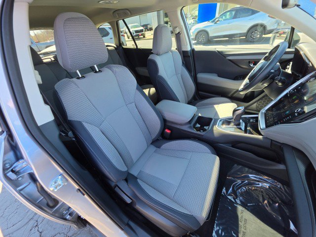 Used 2023 Subaru Outback Premium image 12